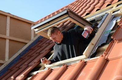 Pose de fenêtres de toit Velux à Montillot
